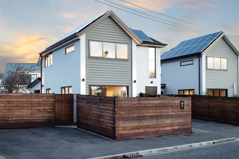 Photo of property in 54 Dover Street, St Albans, Christchurch, 8014