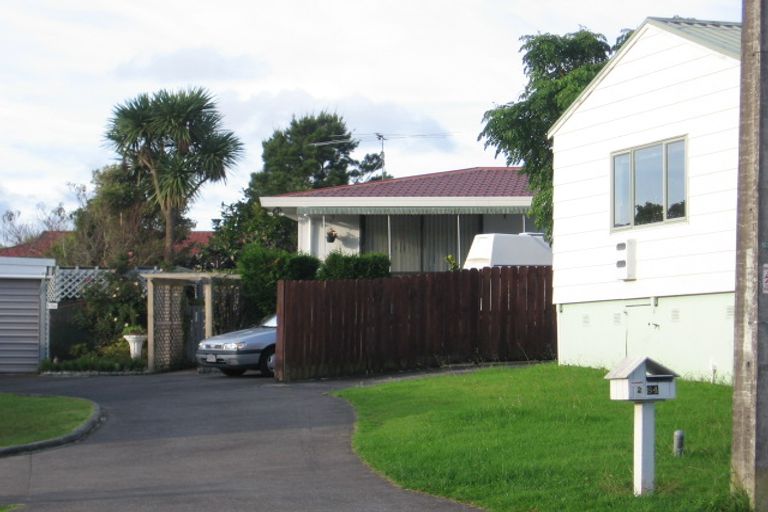 Photo of property in 1/84 Parrs Cross Road, Henderson, Auckland, 0612