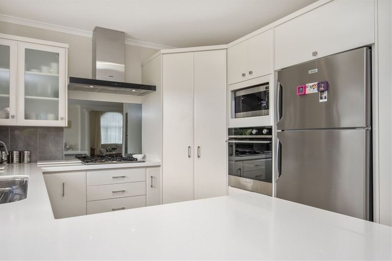 Photo of property in 16 Monaco Key, Papamoa Beach, Papamoa, 3118