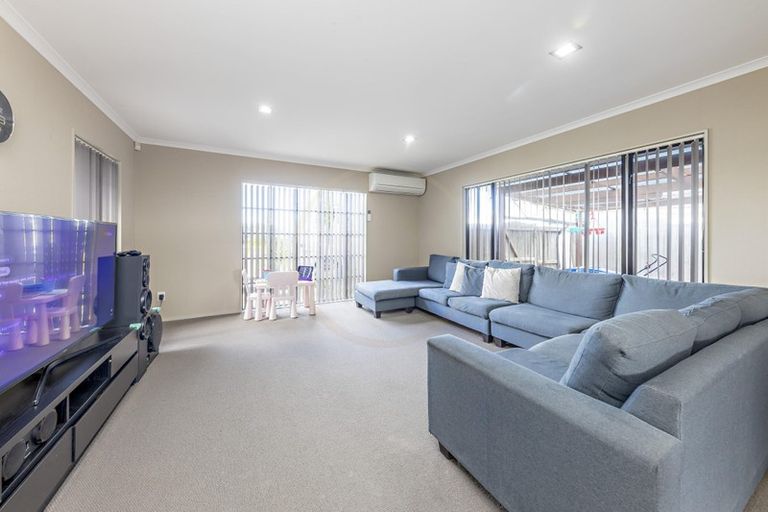 Photo of property in 316 Ormiston Road, Flat Bush, Auckland, 2019