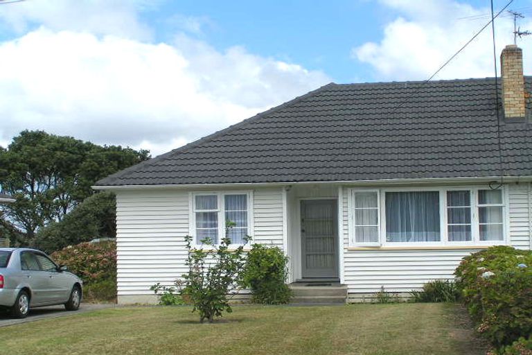Photo of property in 22 Waimana Avenue, Northcote Point, Auckland, 0627