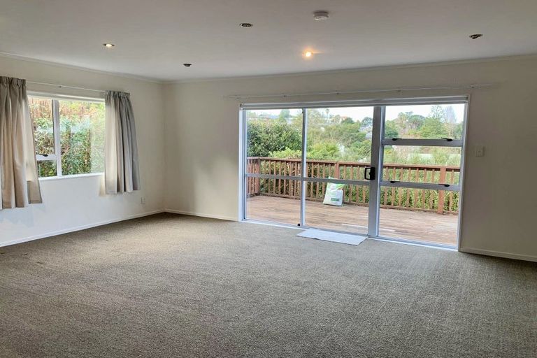 Photo of property in 1/57b Woodlands Crescent, Browns Bay, Auckland, 0630