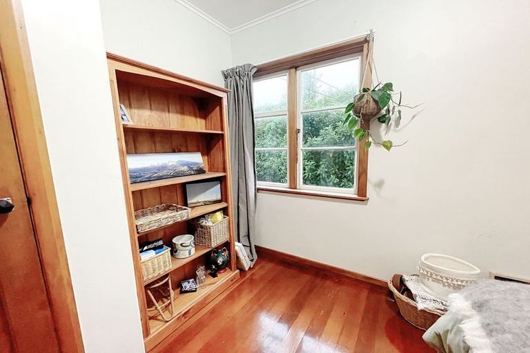 Photo of property in 20 Fraser Avenue, Johnsonville, Wellington, 6037