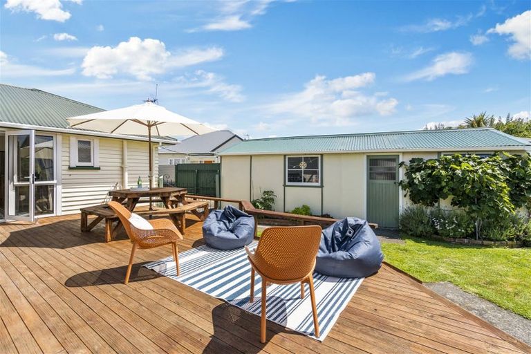 Photo of property in 30 Ropata Crescent, Boulcott, Lower Hutt, 5010