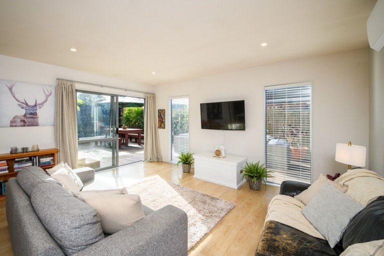 Photo of property in 14 Stonebridge Heights, Feilding, 4702