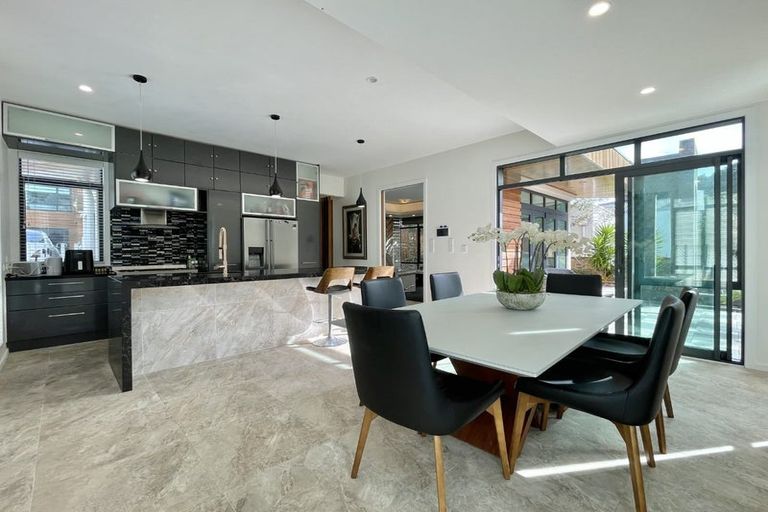 Photo of property in 90a Khandallah Road, Khandallah, Wellington, 6035