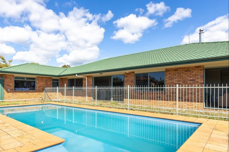 Photo of property in 57 Mcgiven Drive, Ridgewood, New Plymouth, 4371