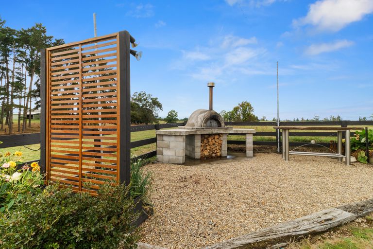 Photo of property in 247 Walton Road, Richmond Downs, Walton, 3475