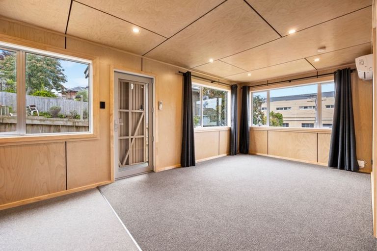 Photo of property in 4a Longwood Avenue, Mornington, Dunedin, 9011