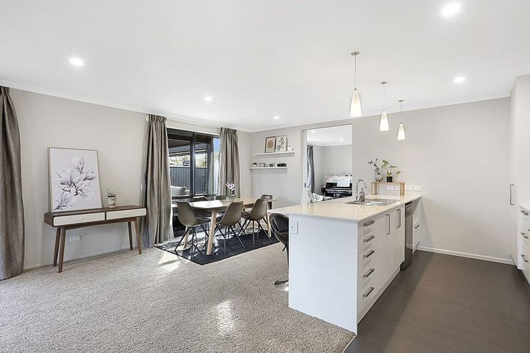 Photo of property in 10 Didham Drive, Mosgiel, 9024