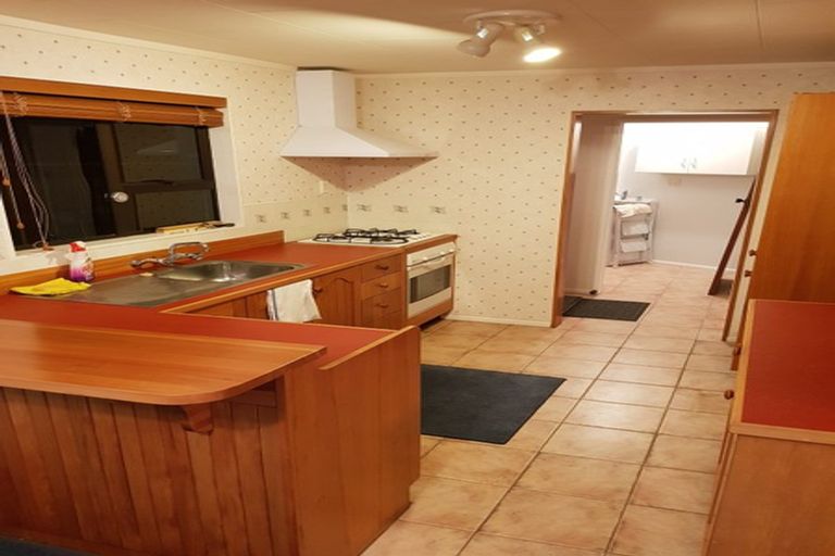 Photo of property in 7 Aratika Crescent, Otaki, 5512