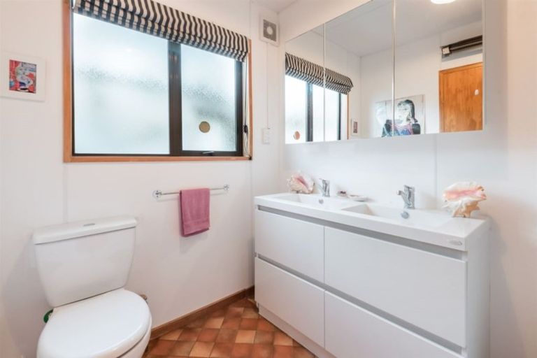 Photo of property in 24 Rata Street, Wanaka, 9305