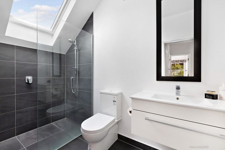 Photo of property in 202 Hill Road, Belmont, Lower Hutt, 5010