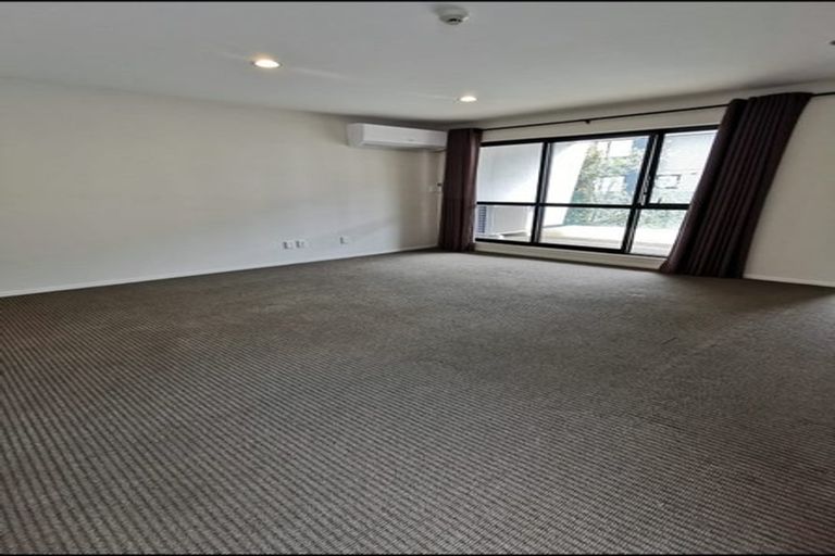 Photo of property in 19/5 Perekia Street, Albany, Auckland, 0632