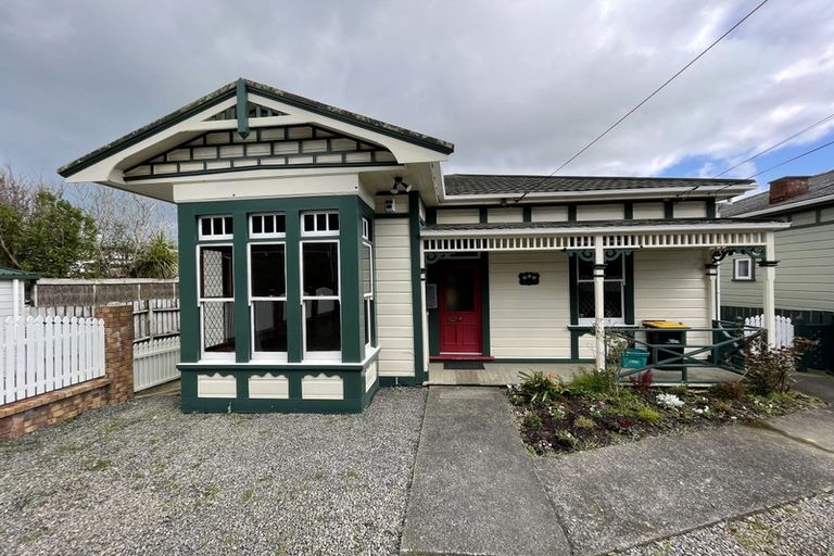 Photo of property in 136 Clyde Street, Island Bay, Wellington, 6023