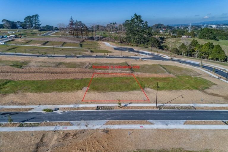 Photo of property in 35 Jeroboam Loop, Kumeu, 0810