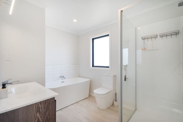 Photo of property in 38 Mawai Hakona Drive, Wallaceville, Upper Hutt, 5018