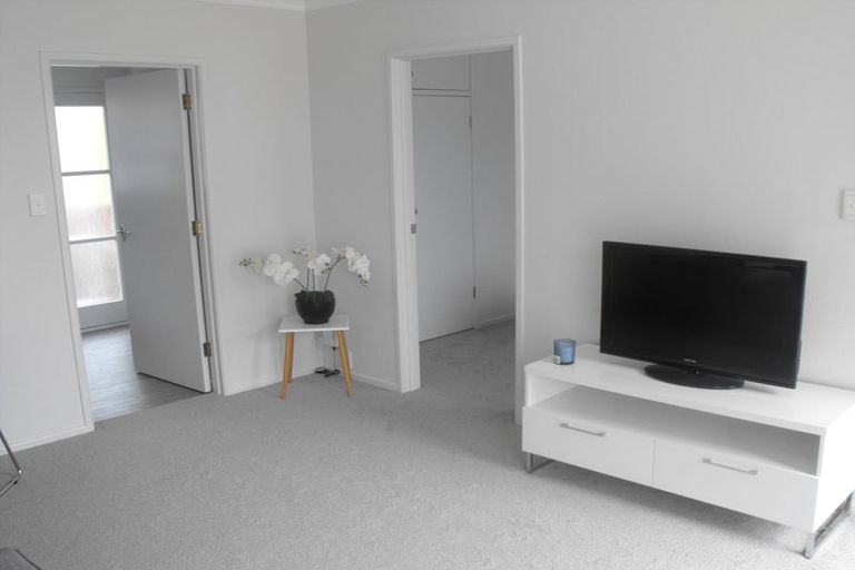 Photo of property in 20 Brandon Road, Glen Eden, Auckland, 0602