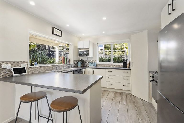 Photo of property in 68 Eskdale Road, Papakowhai, Porirua, 5024