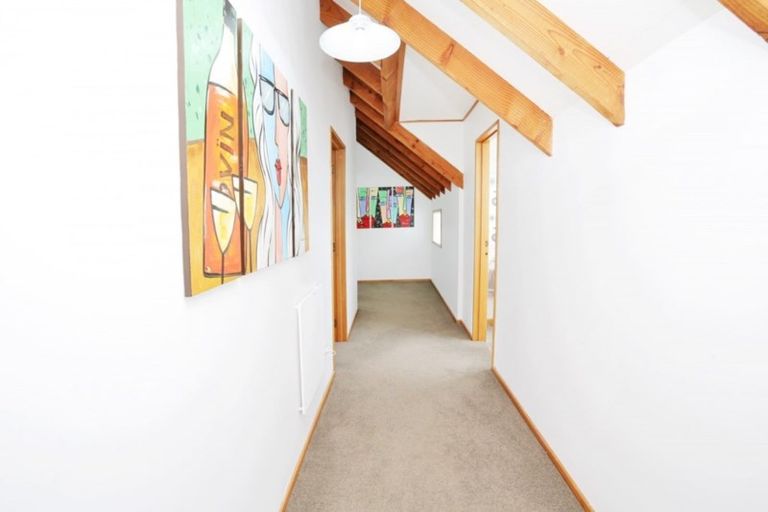 Photo of property in 96 Terrace Street, Rosedale, Invercargill, 9810