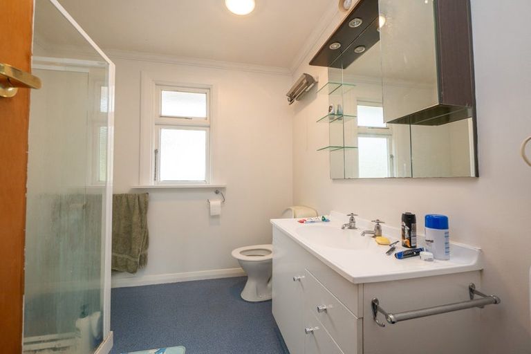 Photo of property in 79 Blanket Bay Road, Sawyers Bay, Port Chalmers, 9023