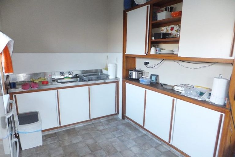 Photo of property in 8/23 Frederick Street, Waltham, Christchurch, 8011