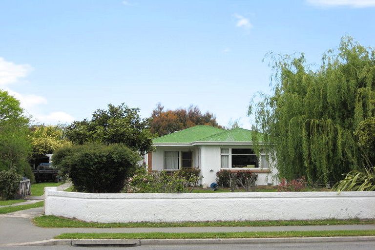 Photo of property in 415 High Street, Rangiora, 7400