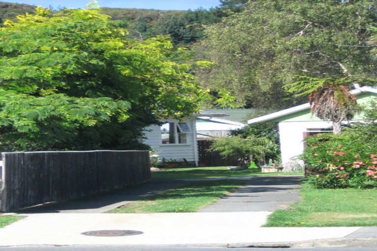 Photo of property in 5 Maoribank Grove, Brown Owl, Upper Hutt, 5018