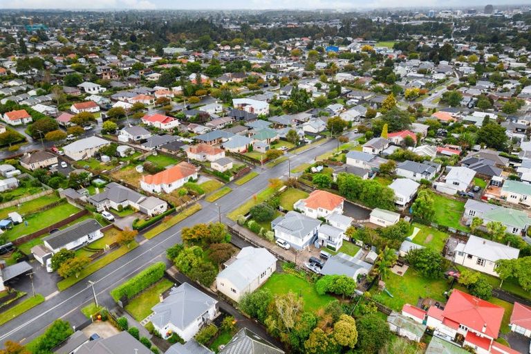 Photo of property in 33 Hinau Street, Maeroa, Hamilton, 3200