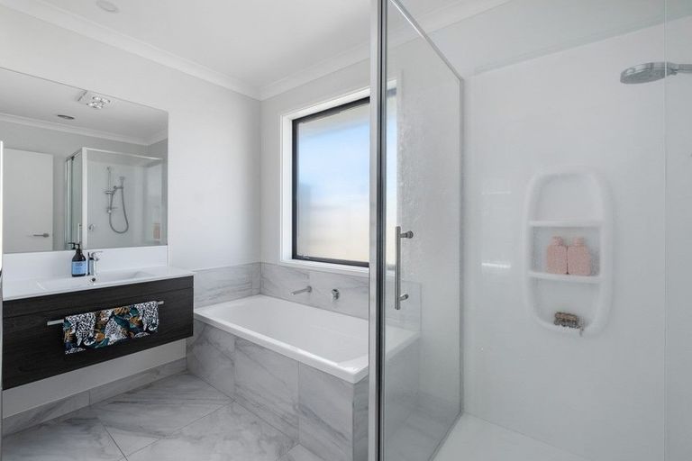 Photo of property in 59 Harding Drive, Papamoa Beach, Papamoa, 3118