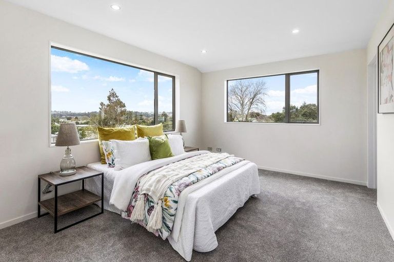 Photo of property in 28 Cirrus Way, Ranui, Auckland, 0612