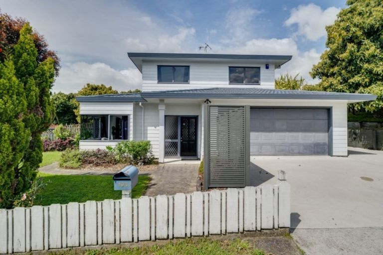 Photo of property in 198 Waitaha Road, Welcome Bay, Tauranga, 3112