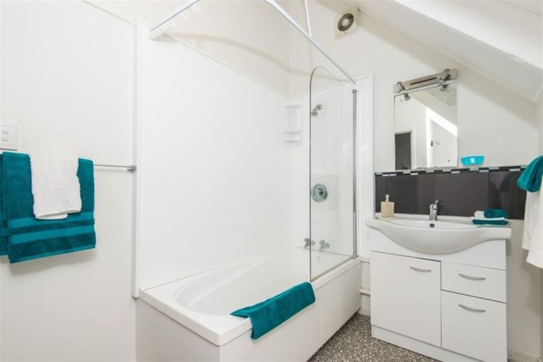 Photo of property in 25c Cedar Street, Maungaraki, Lower Hutt, 5010