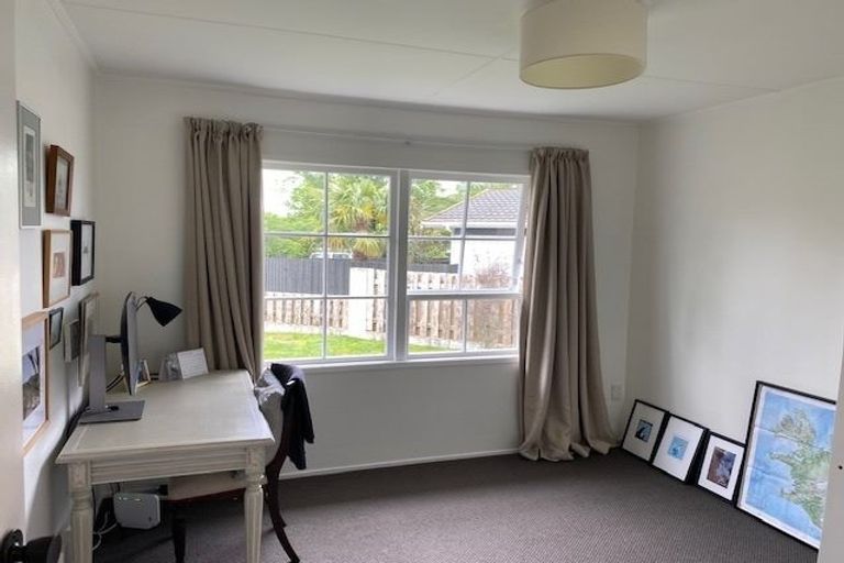 Photo of property in 9 Breadalbane Road, Havelock North, 4130