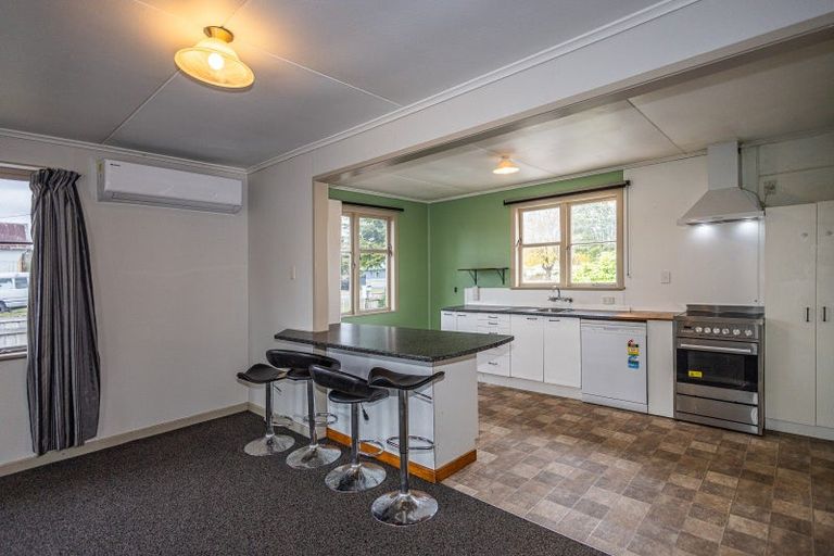 Photo of property in 22 Ward Street, Raetihi, 4632