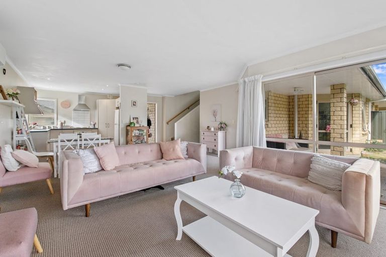 Photo of property in 57/64 Kawaha Point Road, Kawaha Point, Rotorua, 3010