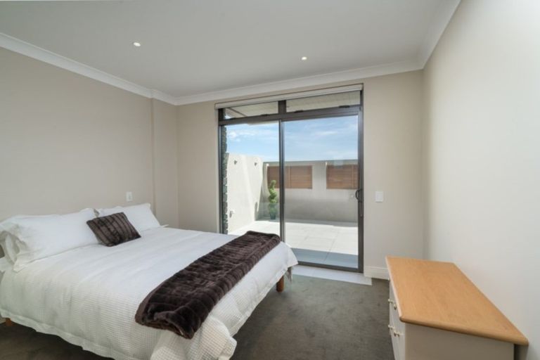 Photo of property in 88 Lake Terrace, Taupo, 3330