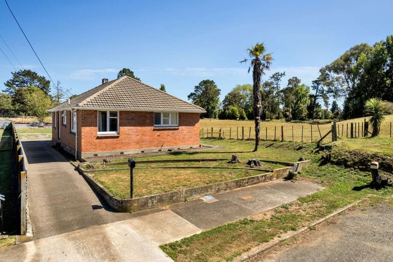 Photo of property in 39 Ahuru Street, Marton, 4710