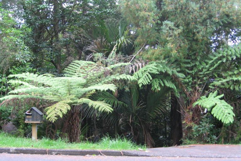Photo of property in 115 Wood Bay Road, Titirangi, Auckland, 0604