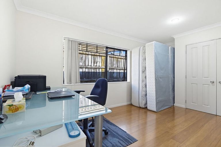 Photo of property in 3 Norm Pellow Drive, Manurewa, Auckland, 2105