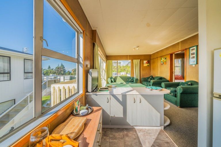 Photo of property in 121 Eighth Avenue, Urenui, 4377