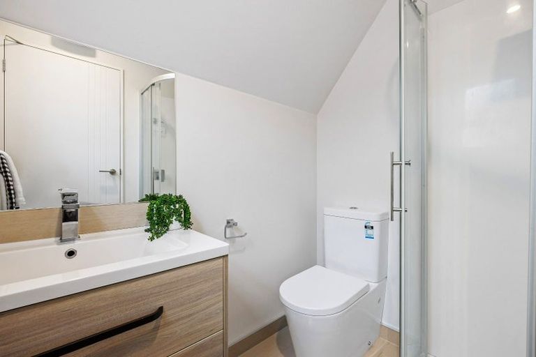 Photo of property in 2/33 Elizabeth Street, Riccarton, Christchurch, 8041