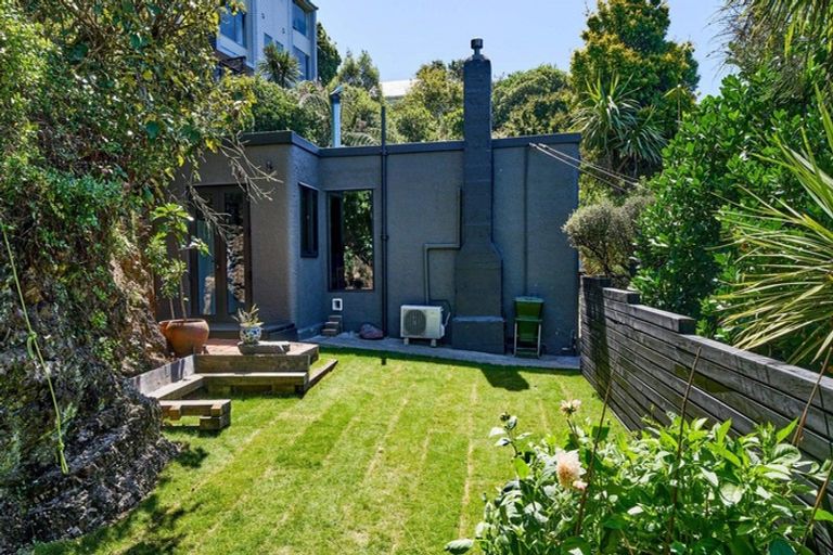 Photo of property in 306 Ohiro Road, Brooklyn, Wellington, 6021