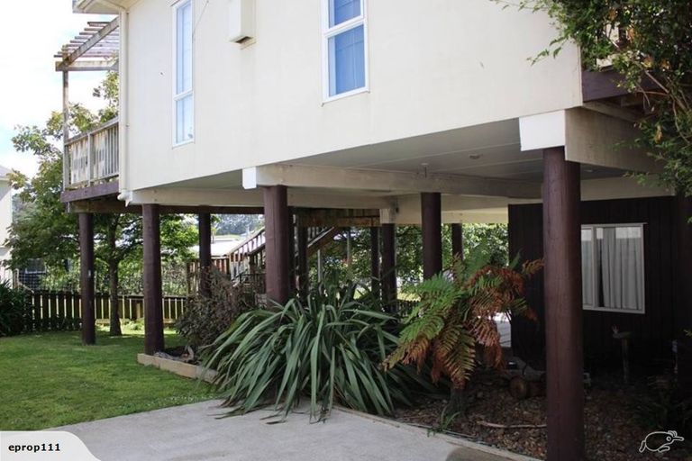 Photo of property in 92a Wharf Road, Clarks Beach, Pukekohe, 2679