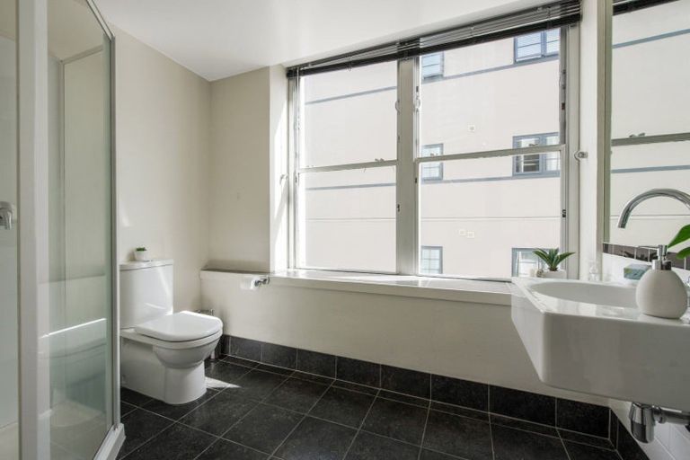 Photo of property in 6d/123 Molesworth Street, Thorndon, Wellington, 6011