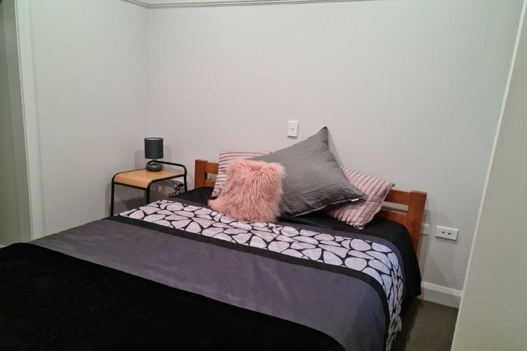 Photo of property in Fountain Court, 16/48 Oriental Parade, Oriental Bay, Wellington, 6011