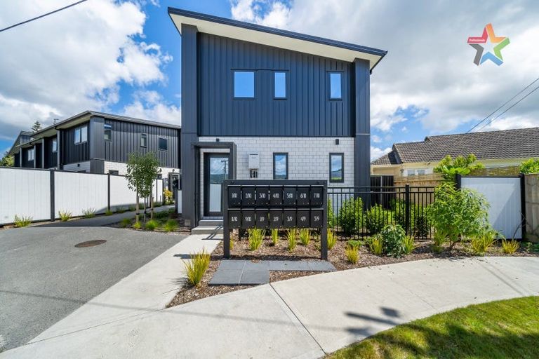 Photo of property in 2/10 Avery Grove, Boulcott, Lower Hutt, 5011