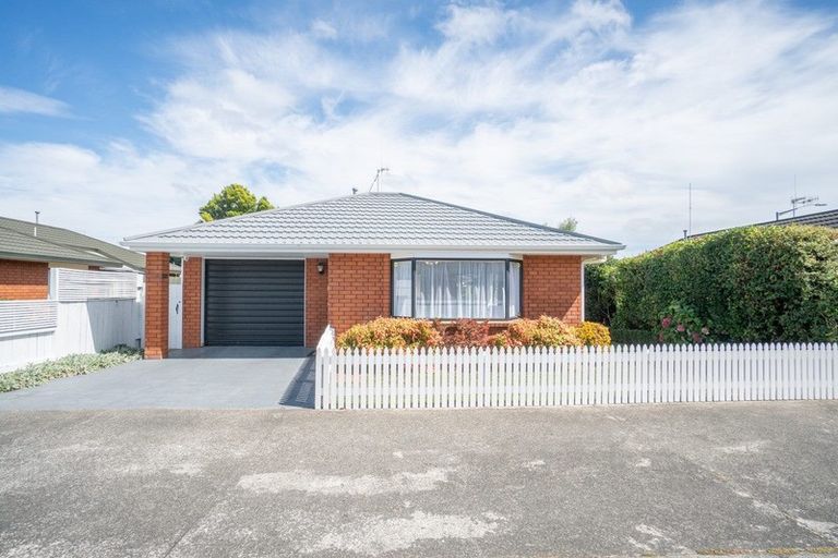 Photo of property in 336a Featherston Street, Palmerston North, 4414
