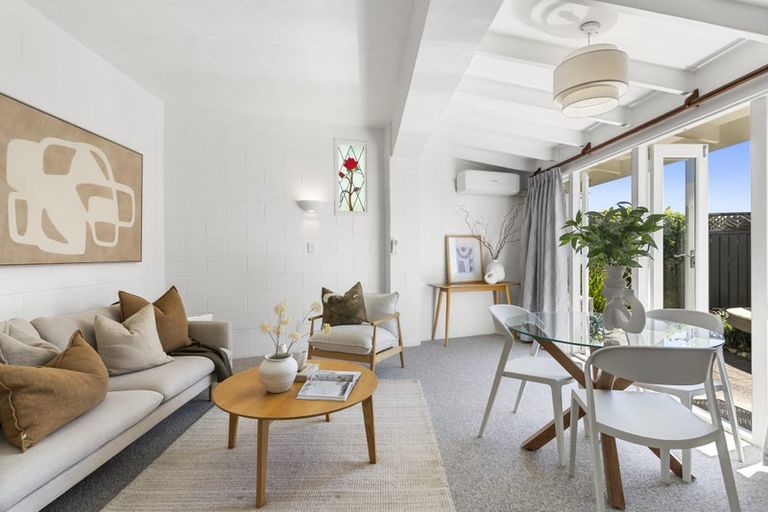 Photo of property in 13/53 Vauxhall Road, Devonport, Auckland, 0624