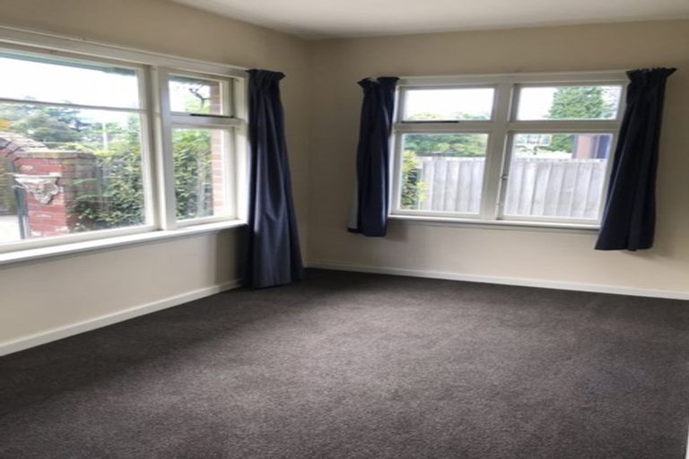 Photo of property in 2/327 Main South Road, Hornby, Christchurch, 8042